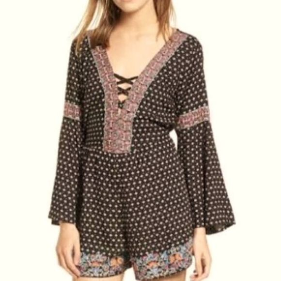 💚 Angie Long Sleeve Tribal Print Romper - Picture 1 of 11